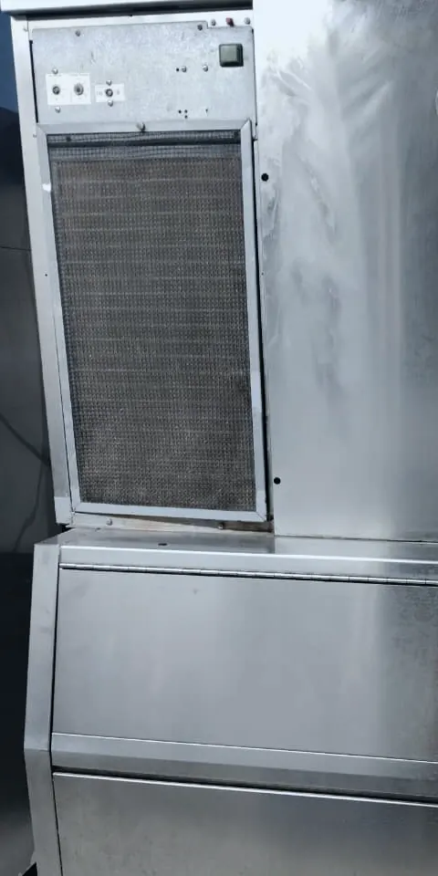 Máquina de hielo en cubos de acero inoxidable